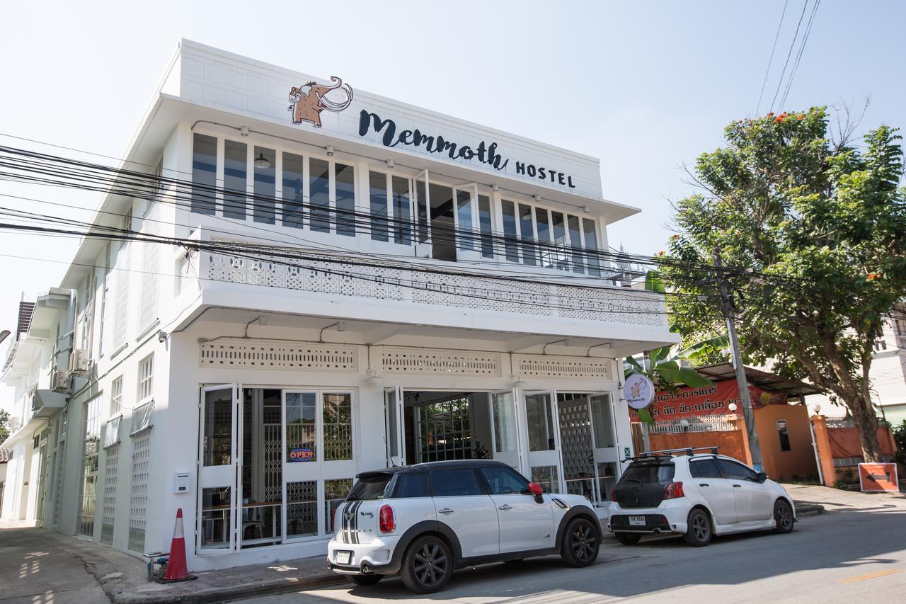 Memmoth Hostel In Lampang Exterior photo